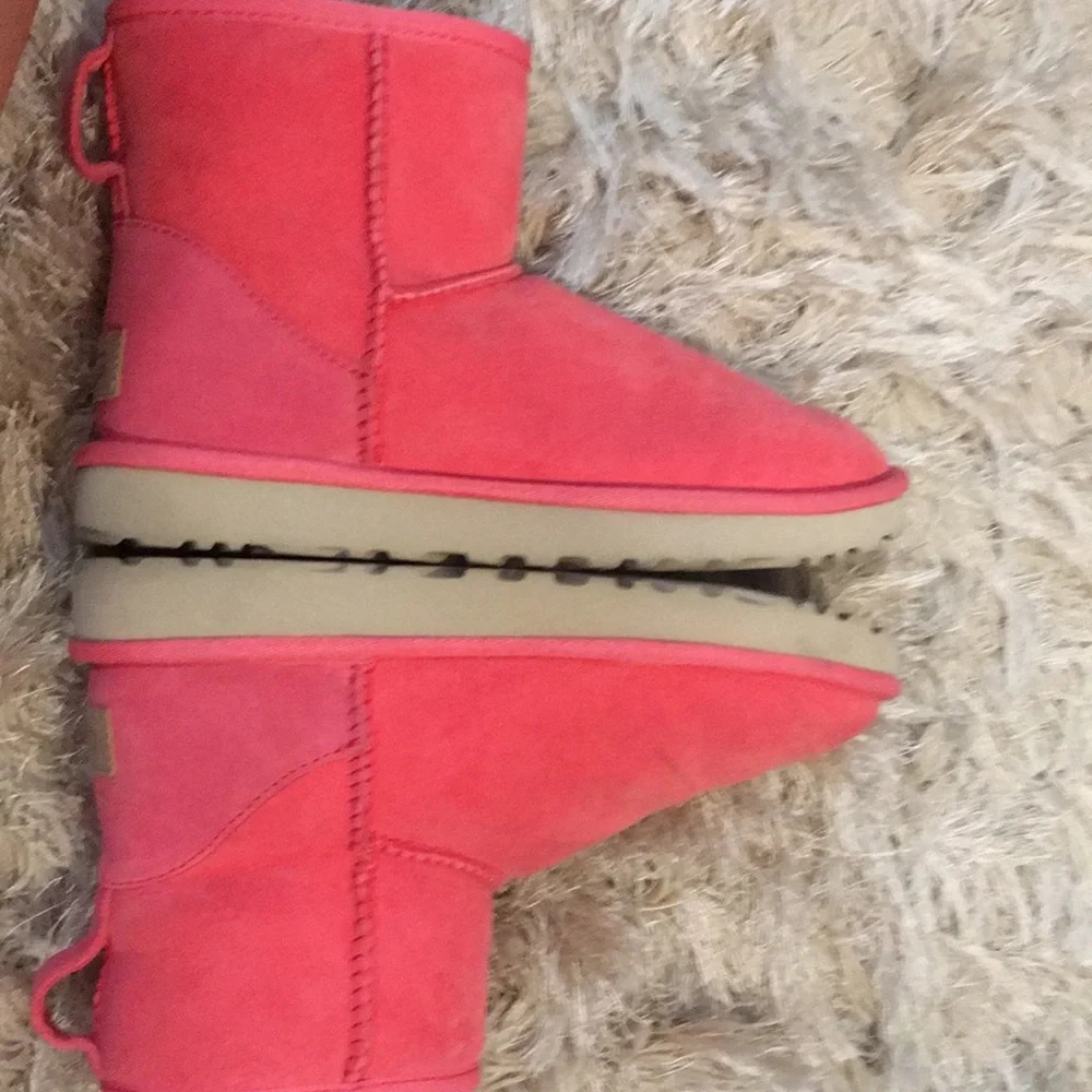 Ugg Classic Mini Shearling Boot - image 5